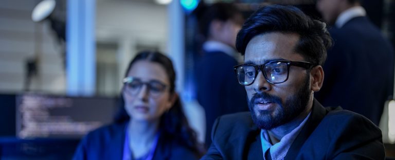 Grafik von Politisches Duo arbeitet mit KI